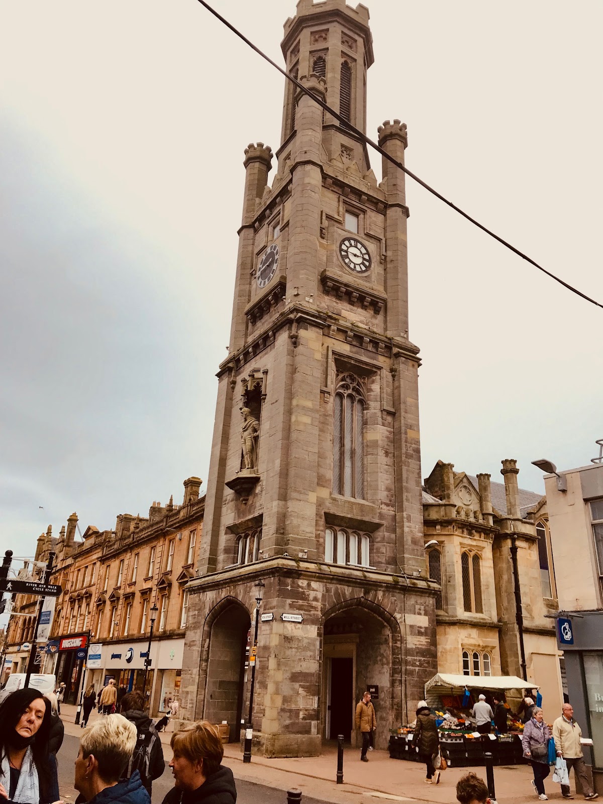 https://whatremovals.co.uk/wp-content/uploads/2022/02/The Wallace Tower-225x300.jpeg